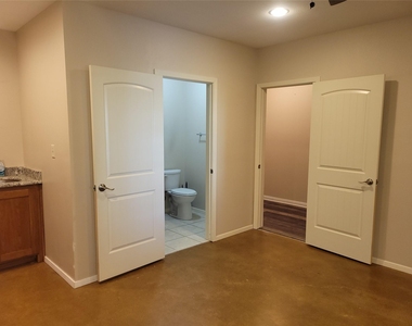 578 Aviator Drive - Photo Thumbnail 28