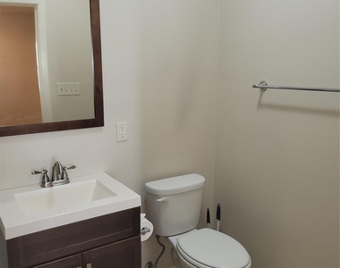578 Aviator Drive - Photo Thumbnail 33
