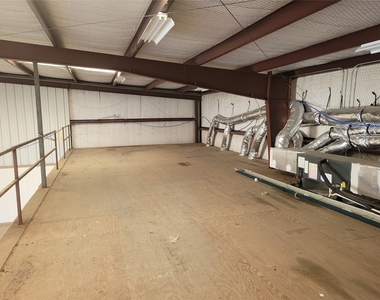 578 Aviator Drive - Photo Thumbnail 12