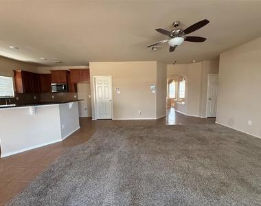 2306 Scott Drive - Photo Thumbnail 16