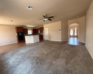 2306 Scott Drive - Photo Thumbnail 15