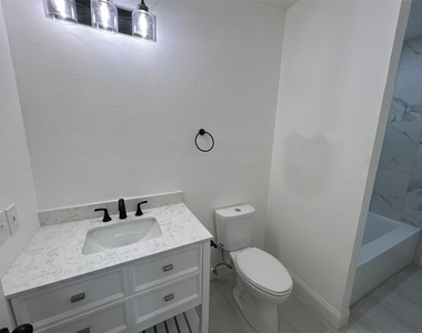 3728 Peach Street - Photo Thumbnail 16