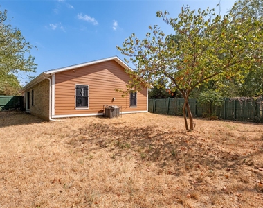 1720 Pueblo Street - Photo Thumbnail 11