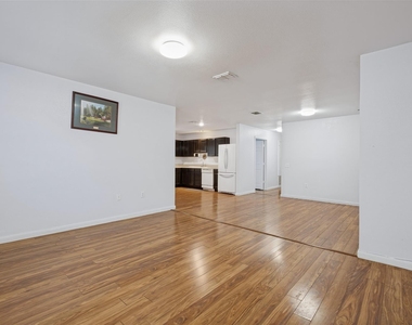 1720 Pueblo Street - Photo Thumbnail 3