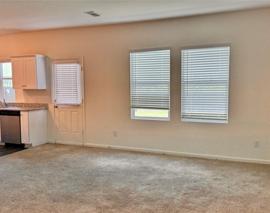 1906 Chapel Hill Road - Photo Thumbnail 2