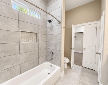 4520 Garrison Avenue - Photo Thumbnail 12