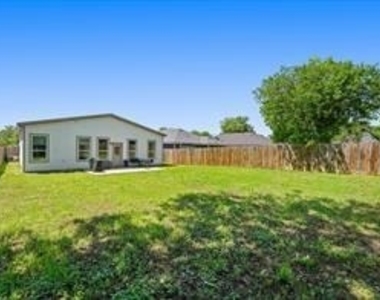 4520 Garrison Avenue - Photo Thumbnail 20