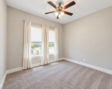 4520 Garrison Avenue - Photo Thumbnail 16