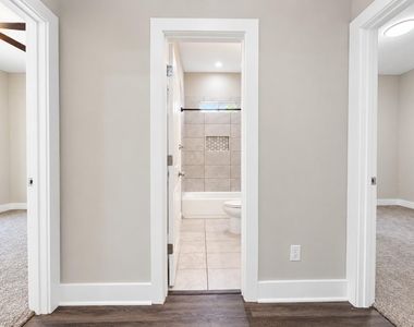 4520 Garrison Avenue - Photo Thumbnail 8