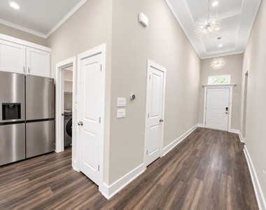 4520 Garrison Avenue - Photo Thumbnail 5