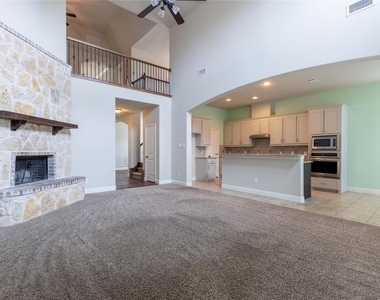 3312 Blue Jay Lane - Photo Thumbnail 10