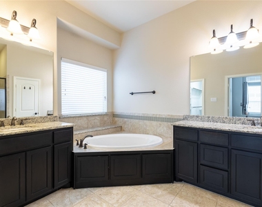 3312 Blue Jay Lane - Photo Thumbnail 23