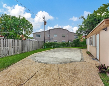 3761 Nw 78th Lane S - Photo Thumbnail 28