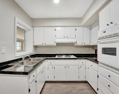 3761 Nw 78th Lane S - Photo Thumbnail 4