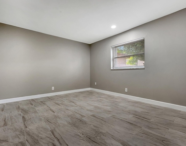 3761 Nw 78th Lane S - Photo Thumbnail 18