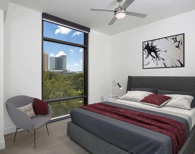 1515 Austin Street - Photo Thumbnail 4