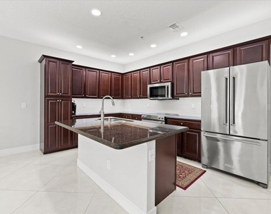 4980 Nw 15th Avenue - Photo Thumbnail 3