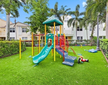 4980 Nw 15th Avenue - Photo Thumbnail 42