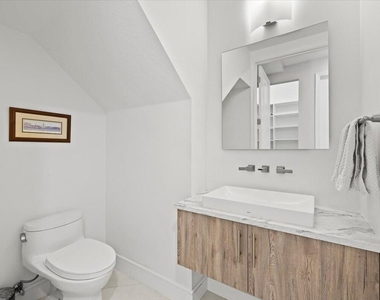 4980 Nw 15th Avenue - Photo Thumbnail 7
