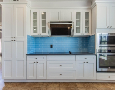 4129 Staten Island Drive - Photo Thumbnail 13