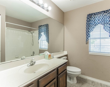 4129 Staten Island Drive - Photo Thumbnail 28