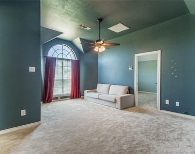 4129 Staten Island Drive - Photo Thumbnail 25