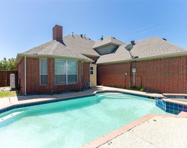 4129 Staten Island Drive - Photo Thumbnail 33