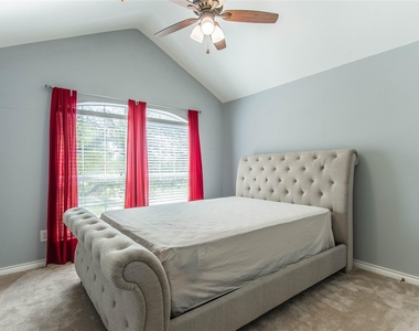 4129 Staten Island Drive - Photo Thumbnail 30