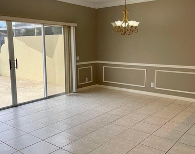 2039 Tarpon Lake Way - Photo Thumbnail 7