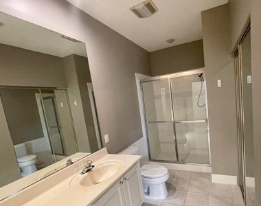 2039 Tarpon Lake Way - Photo Thumbnail 12