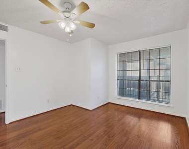 8545 Midpark Drive - Photo Thumbnail 7
