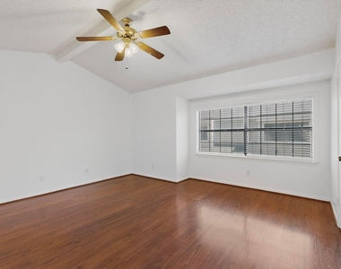 8545 Midpark Drive - Photo Thumbnail 19