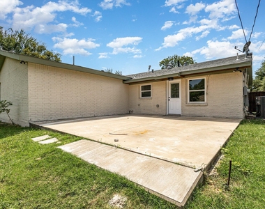 13520 Glenside Drive - Photo Thumbnail 14