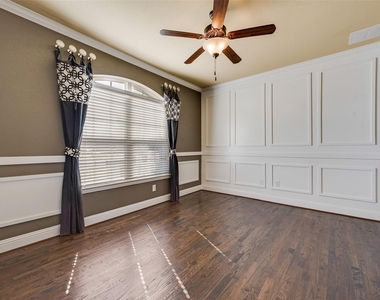 14640 Huffman Lane - Photo Thumbnail 8