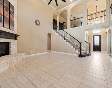 14640 Huffman Lane - Photo Thumbnail 4