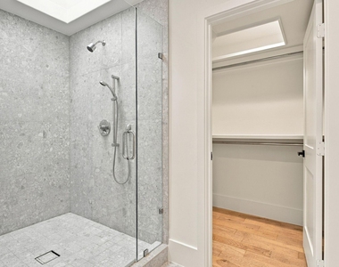6915 Stefani Drive - Photo Thumbnail 31
