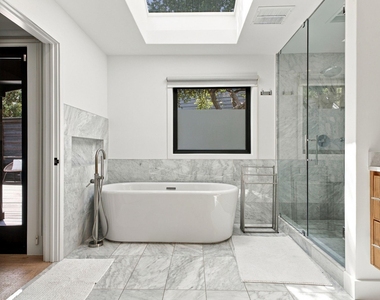 6915 Stefani Drive - Photo Thumbnail 18