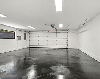 6915 Stefani Drive - Photo Thumbnail 24