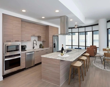 1515 Austin Street - Photo Thumbnail 6