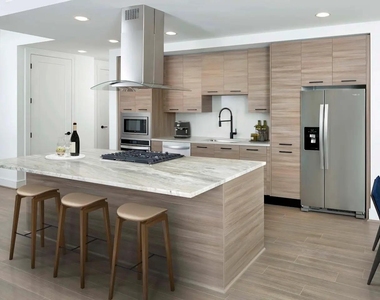 1515 Austin Street - Photo Thumbnail 5
