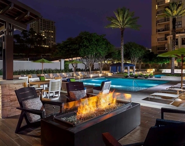 1200 Post Oak Boulevard - Photo Thumbnail 26