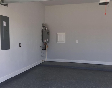 6321 Smithwick Drive - Photo Thumbnail 11