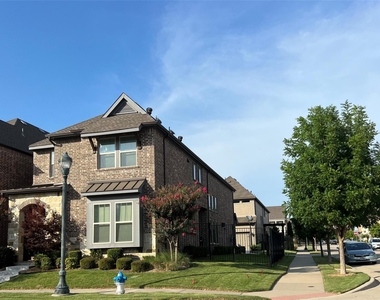 6321 Smithwick Drive - Photo Thumbnail 23