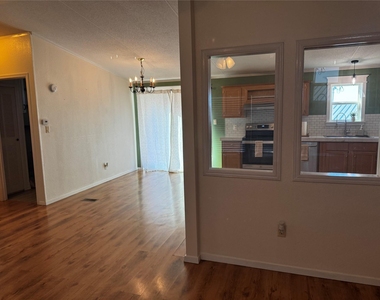 202 Tumbleweed Drive - Photo Thumbnail 4