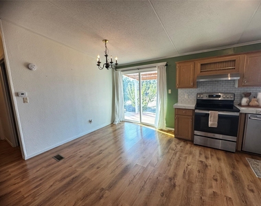 202 Tumbleweed Drive - Photo Thumbnail 16