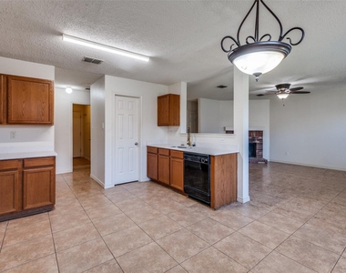 8402 Olivia Meadow Drive - Photo Thumbnail 6