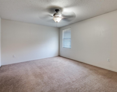 8402 Olivia Meadow Drive - Photo Thumbnail 17