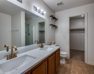8402 Olivia Meadow Drive - Photo Thumbnail 9