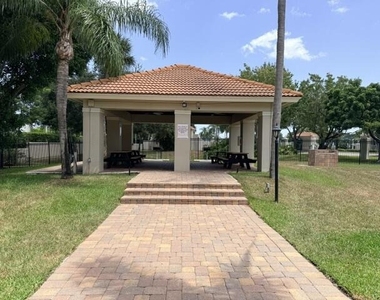 10169 Serene Meadow Drive N - Photo Thumbnail 2