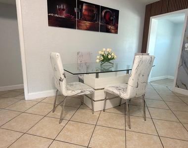 3275 Orange Street - Photo Thumbnail 3